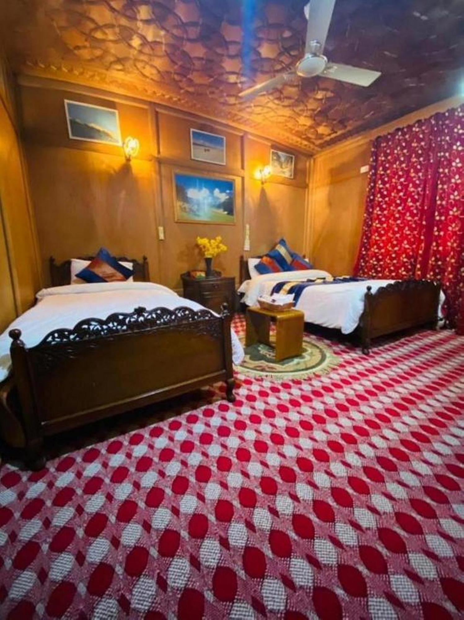 The Heritage Group Of Houseboats Srīnagar Екстериор снимка