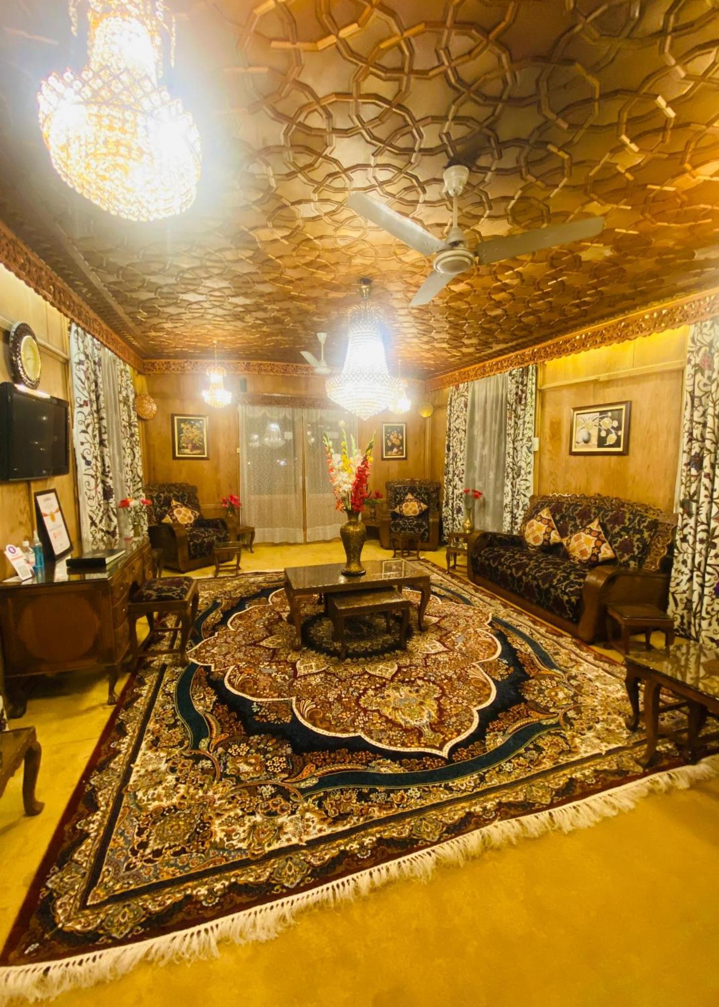 The Heritage Group Of Houseboats Srīnagar Екстериор снимка