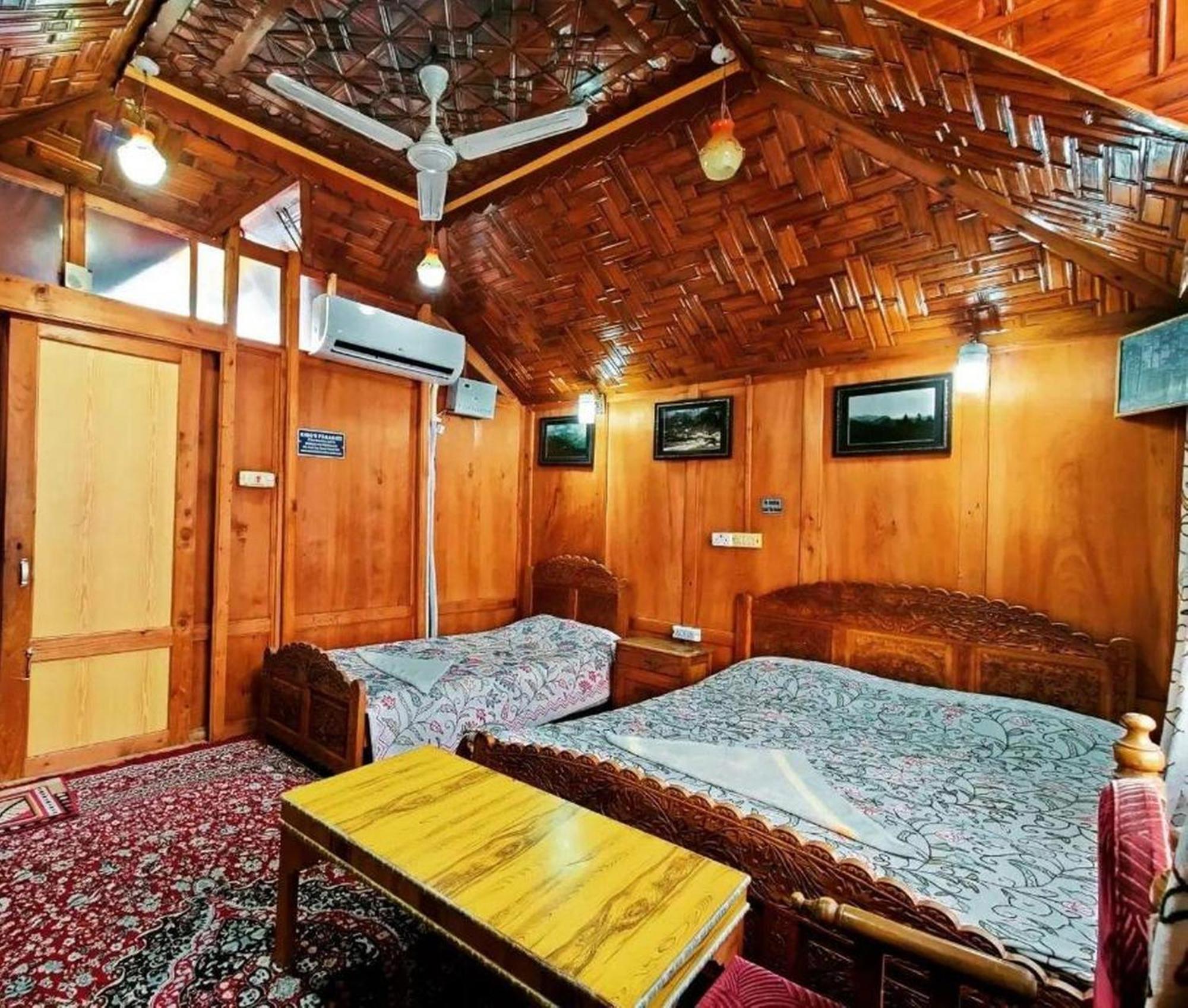 The Heritage Group Of Houseboats Srīnagar Екстериор снимка